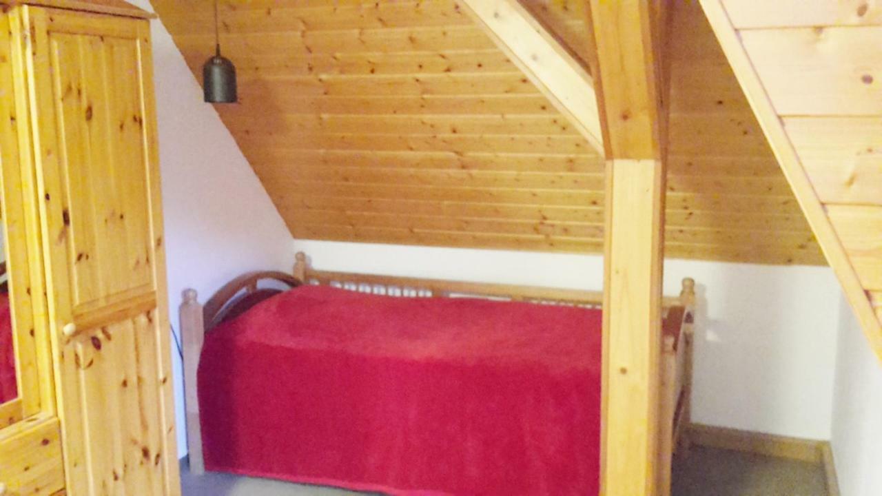 Villa Goldbrunnen Ferienwohnung 3 Bad Elster Esterno foto